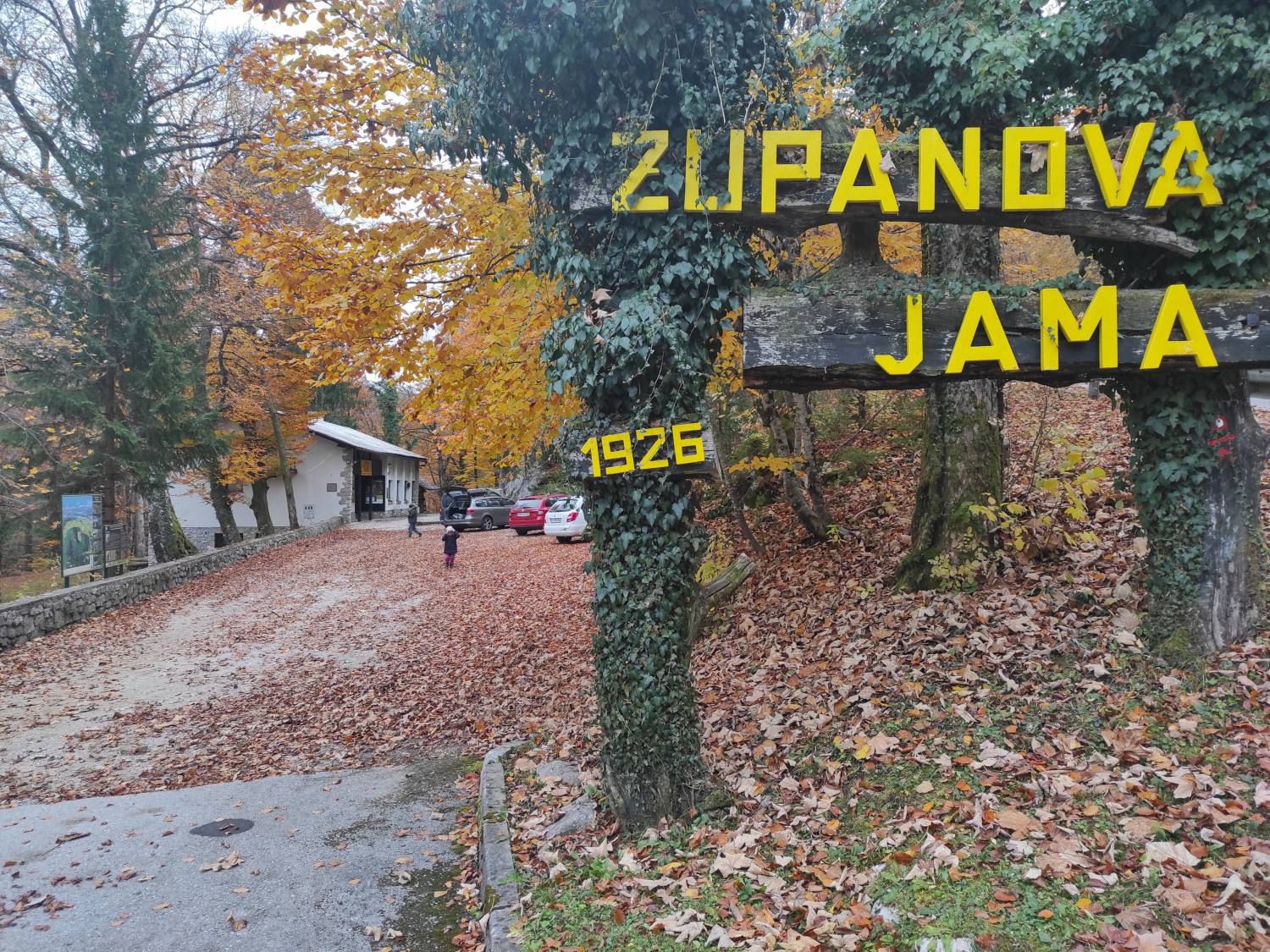 Županova jama 5926