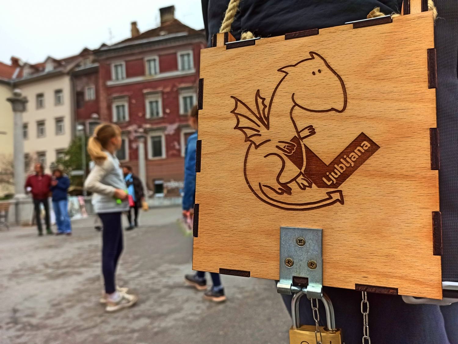 Zmajčkovo nenavadno popotovanje 5317