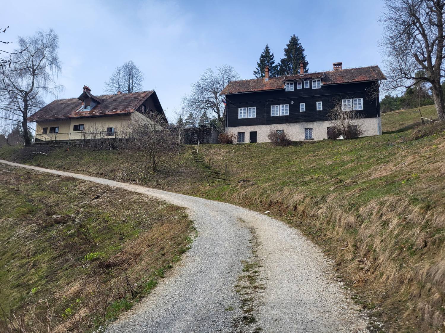 Dom na Govejku in Osolnik 8120