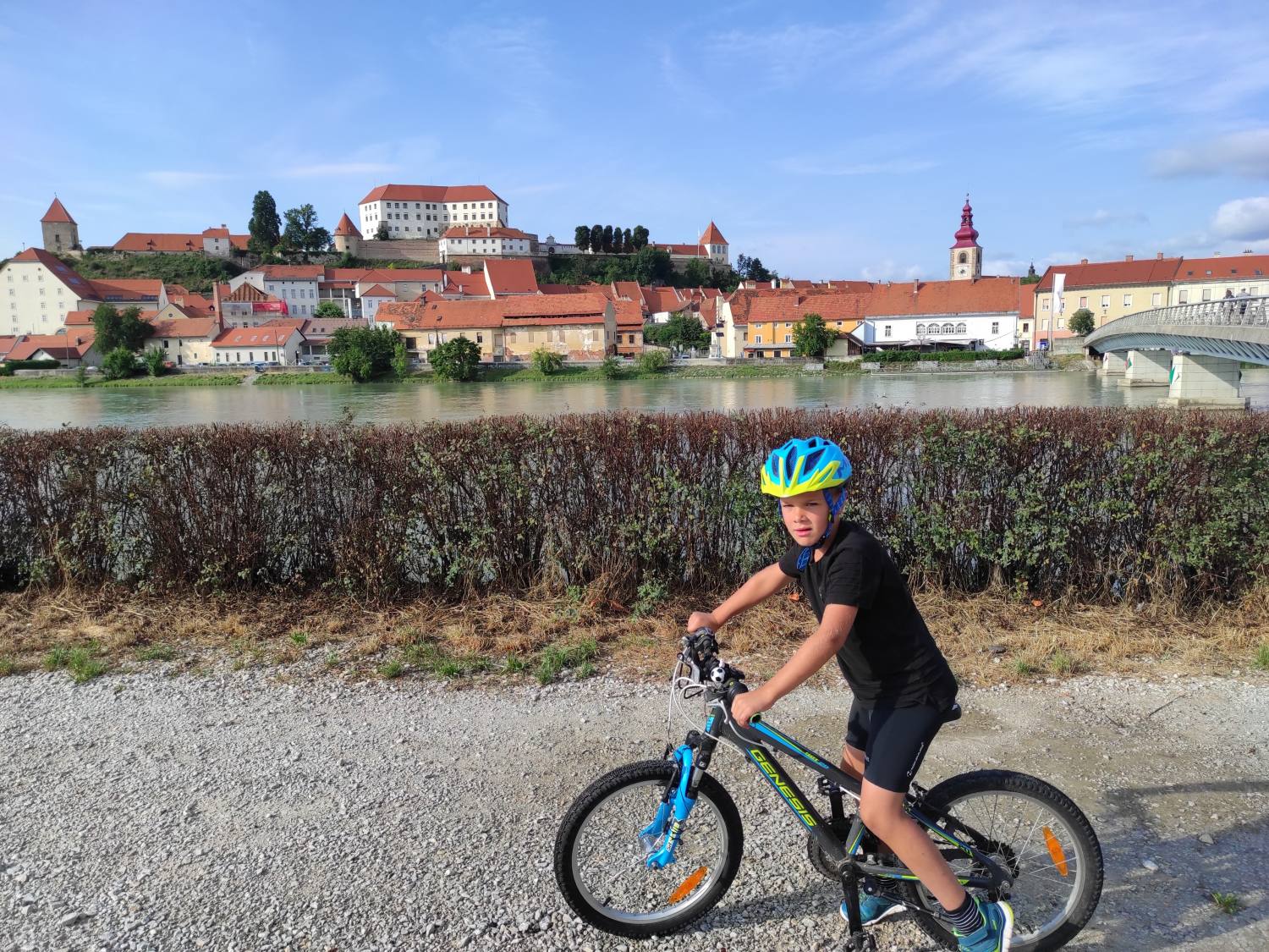 Okrog Ptujskega jezera s kolesom 8195